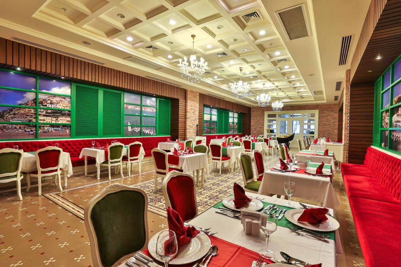 Crystal Palace Luxury &