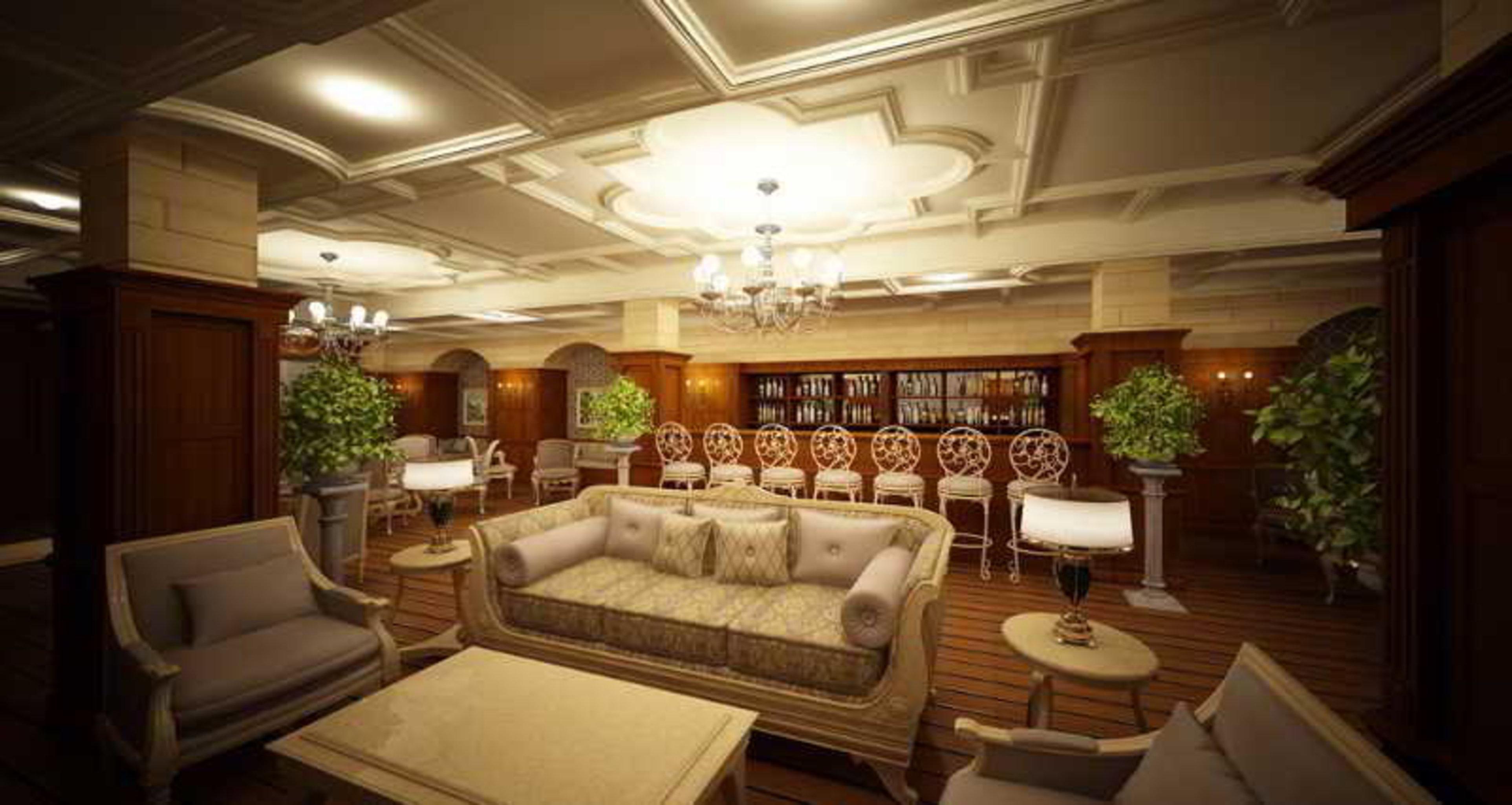 Crystal Palace Luxury & Complex Side