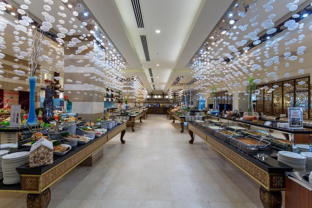 Complex Crystal Palace Luxury & Side
