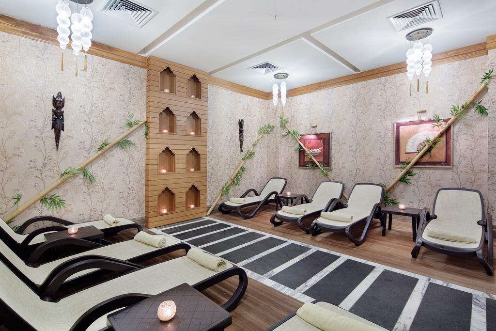 Complex Crystal Palace Luxury & Side