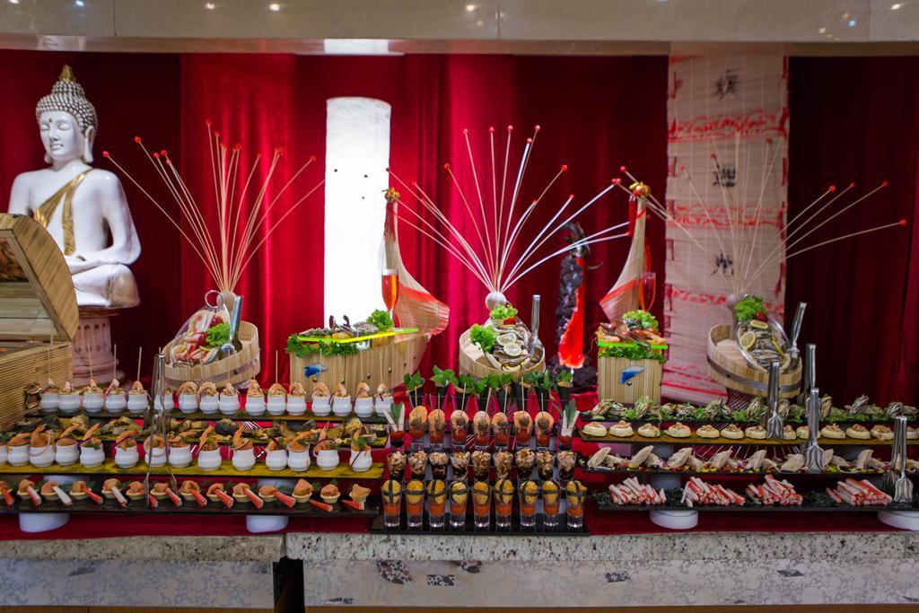 Complex Crystal Palace Luxury &