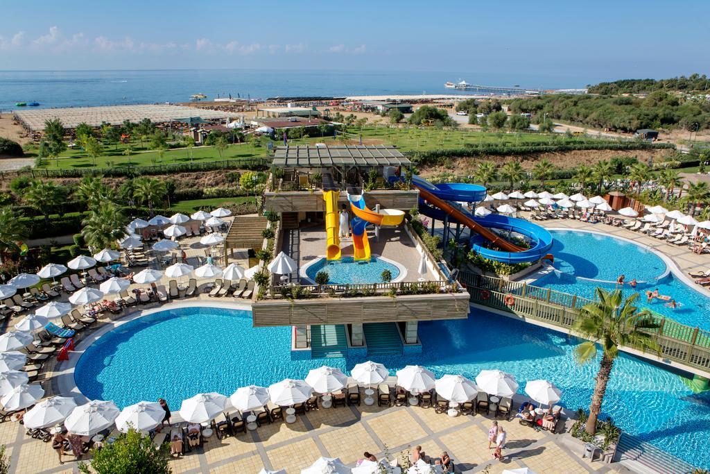 Crystal Palace Luxury & Side